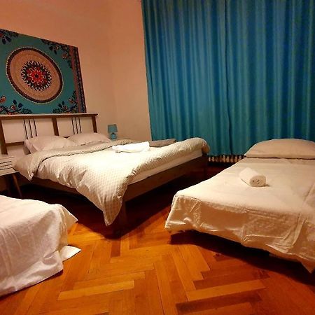 Apartament Ultracentral, zona Piata Universitatii Bucarest Esterno foto