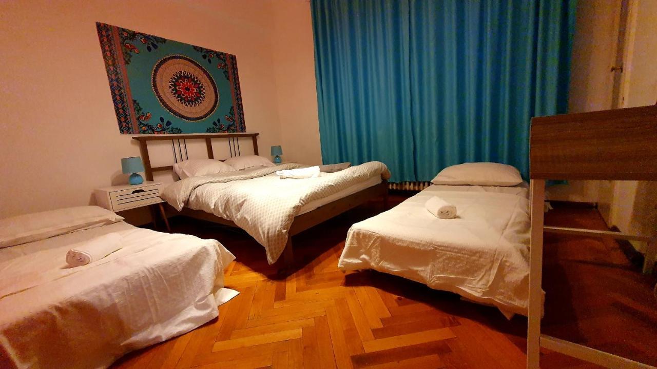 Apartament Ultracentral, zona Piata Universitatii Bucarest Esterno foto
